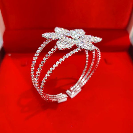 Womens Contemporary Silver Flower Bracelet