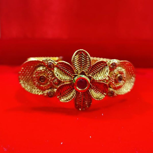 Gold Plated Flower Design Fashion Bracelet